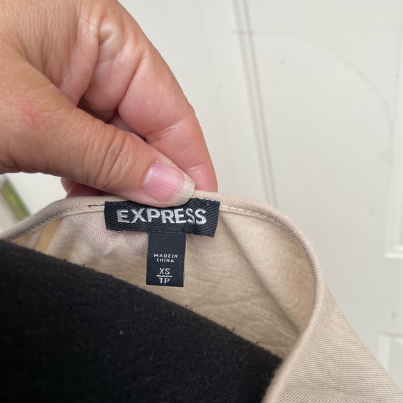 Express, Sleeveless, Lace, Gold Metallic, Blouse, Size XS - Picture 3 of 3